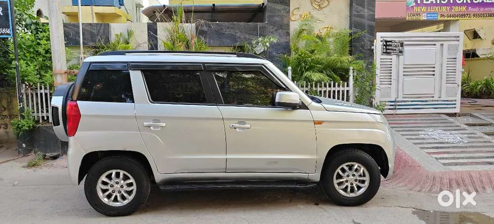 Mahindra Tuv 300 T8