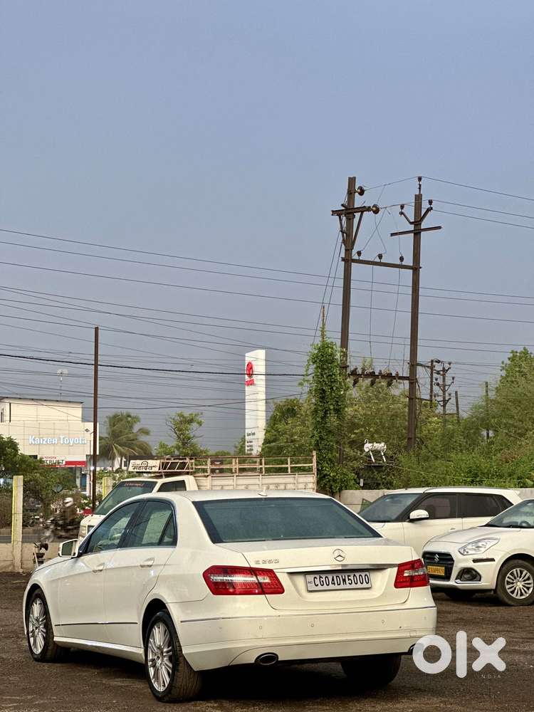 Mercedes-benz E-class 240 V6 At, 2010, Petrol
