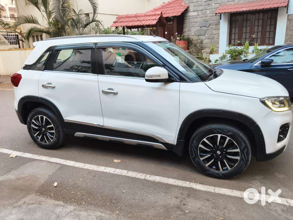 Maruti Suzuki Brezza 1.5 Zxi Plus Smart Hybrid, 2022, Petrol