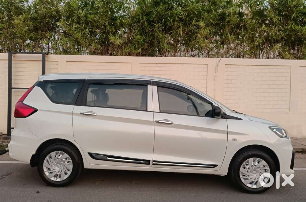 Maruti Suzuki Ertiga 1.5 Lxi, 2020, Petrol