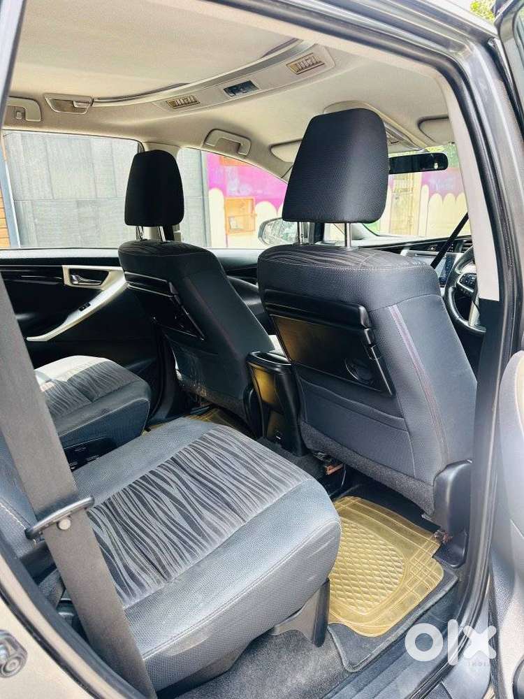 Toyota Innova Crysta 2.4 V 7 Str, 2018, Diesel