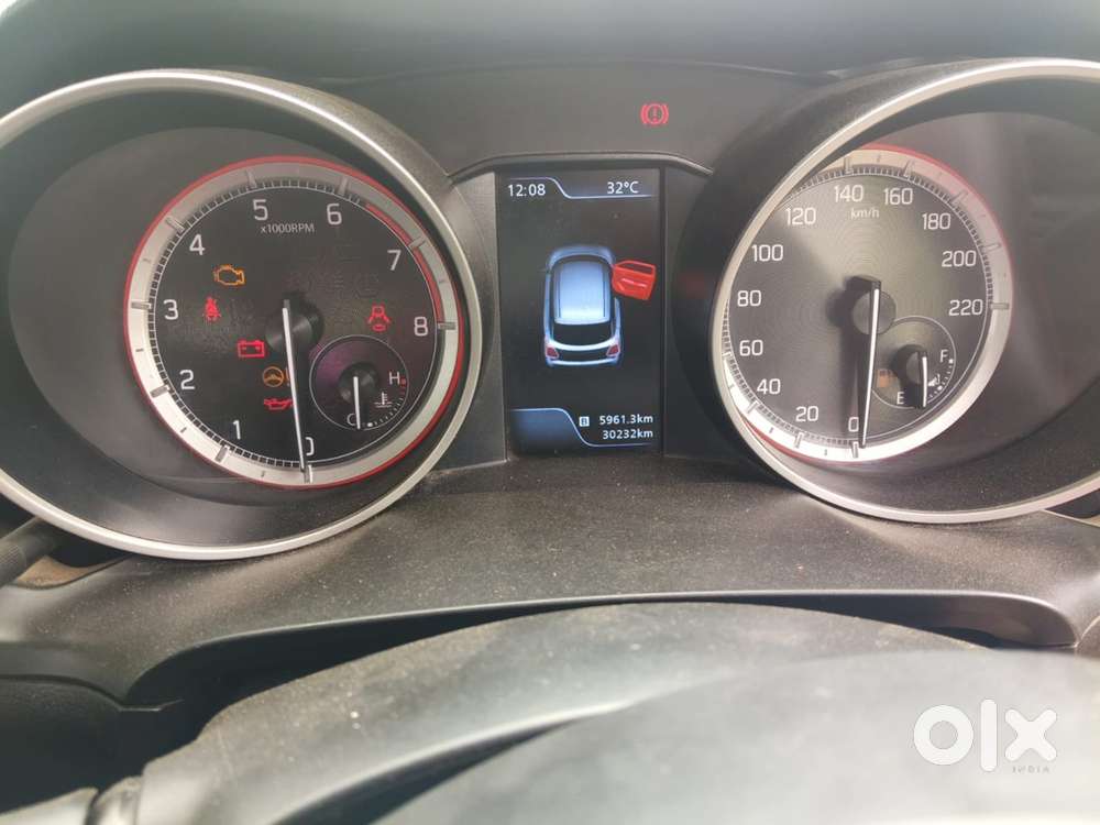 Maruti Swift Zxi 2024