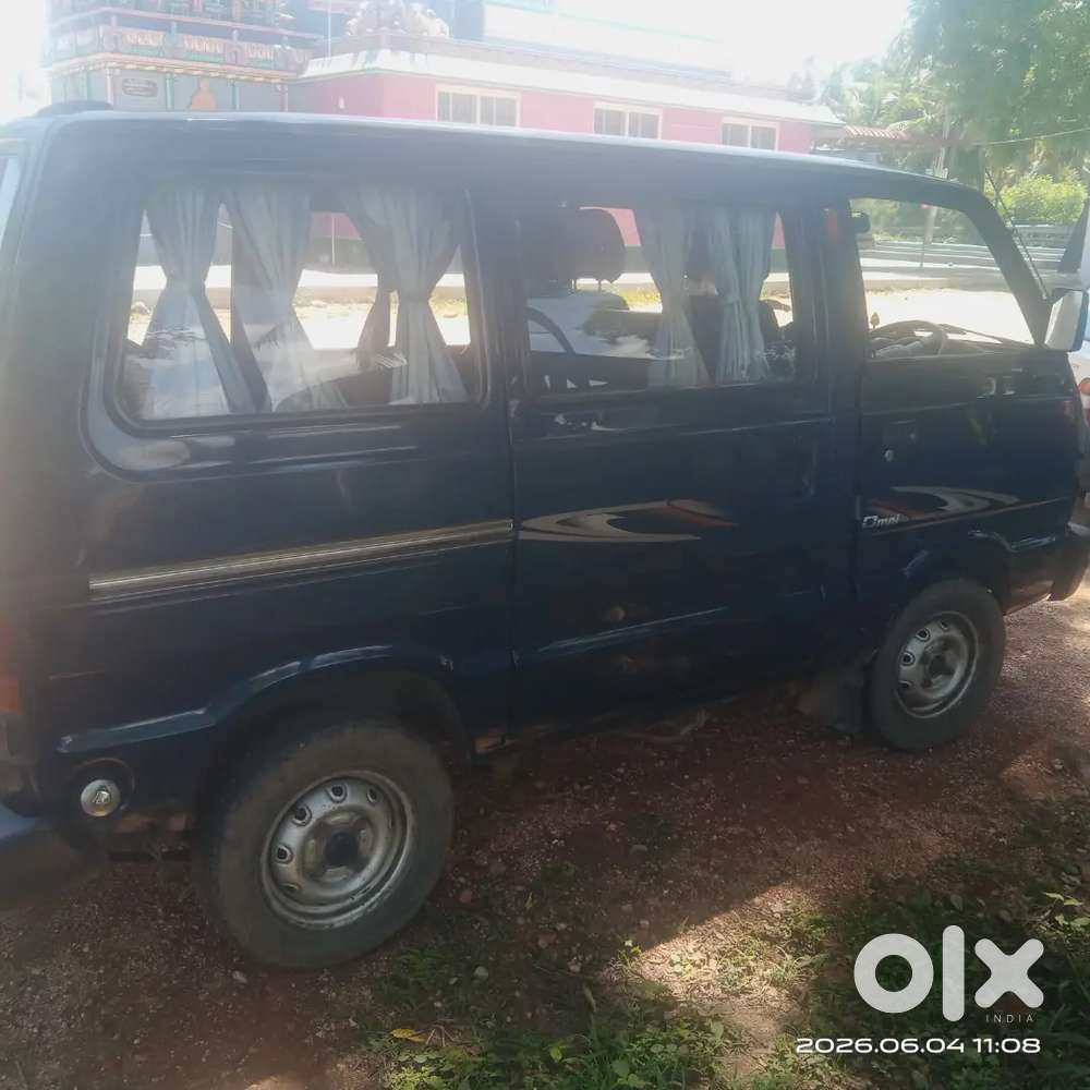 2011 Maruti Suzuki Omni 8-seater