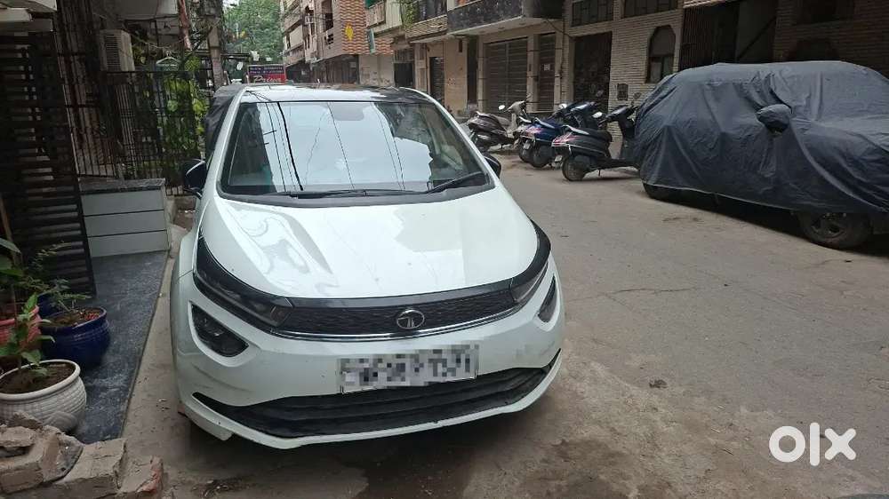 Tata Altroz Xza 2024 Petrol Automatic And Sunroof