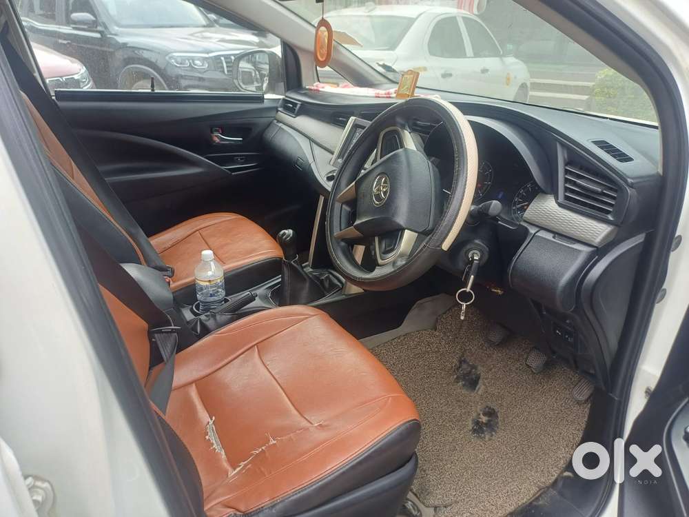 Toyota Innova Crysta 2.4 Gx Mt 8s, 2017, Diesel