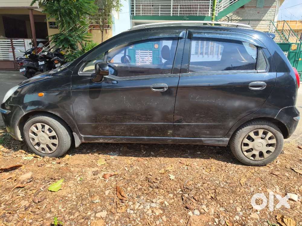 Chevrolet Spark 2012 Drives Ahead