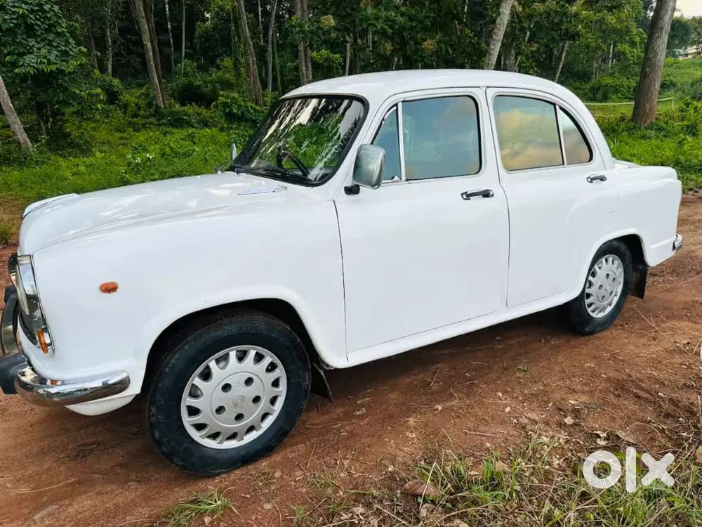 Family Used Ambassador Classic 2007 Model Diesel Car