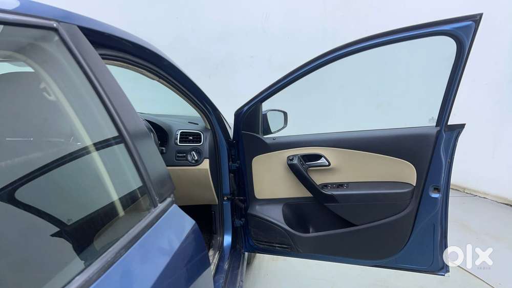 Volkswagen Ameo 1.2 Mpi Highline 16 Alloy, 2016, Petrol