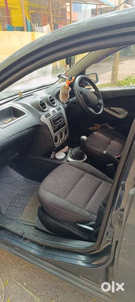 Ford Figo Diesel Zxi 2011 Car