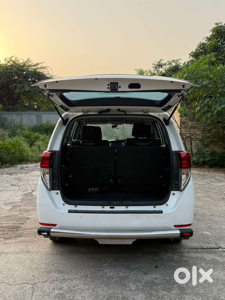Toyota Innova Crysta [2020-ongoing] 2.4 Zx 7 Str, 2022, Diesel