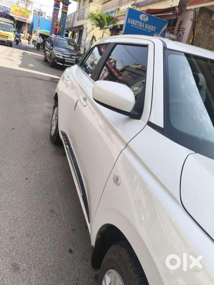 Maruti Suzuki Swift Lxi 2025