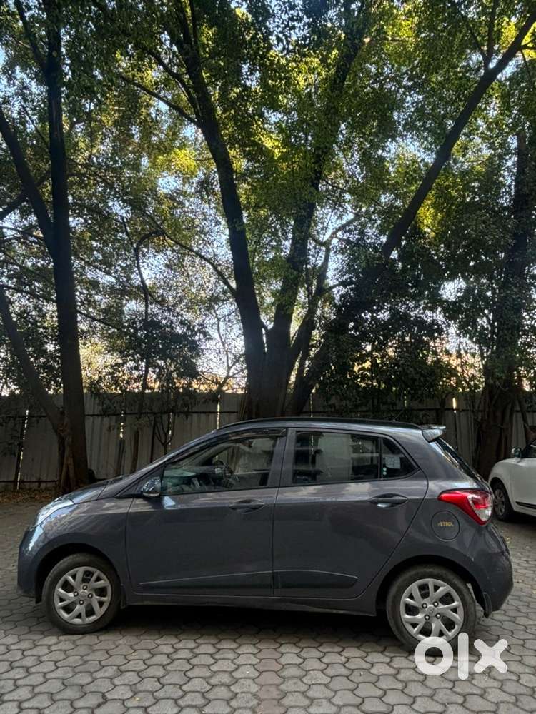 Grand I10 Star Dust Colour Very Good Condition