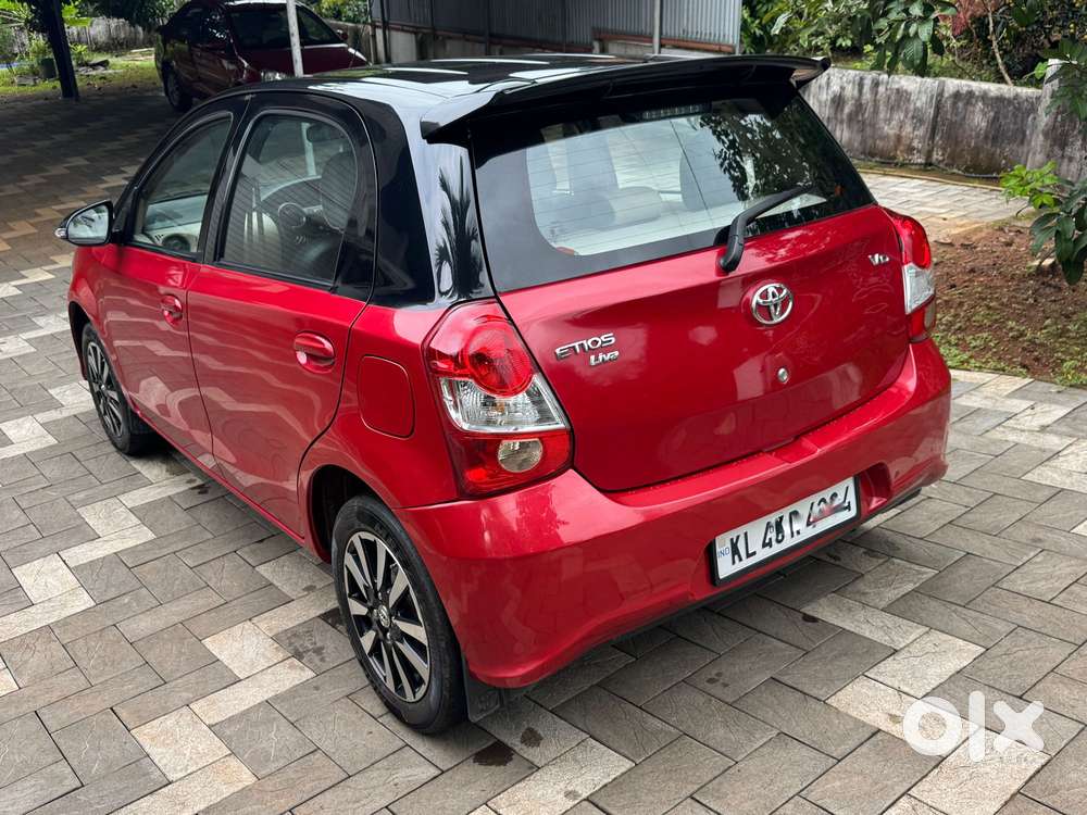 Toyota Etios Liva Vd Dual Tone, 2018, Diesel