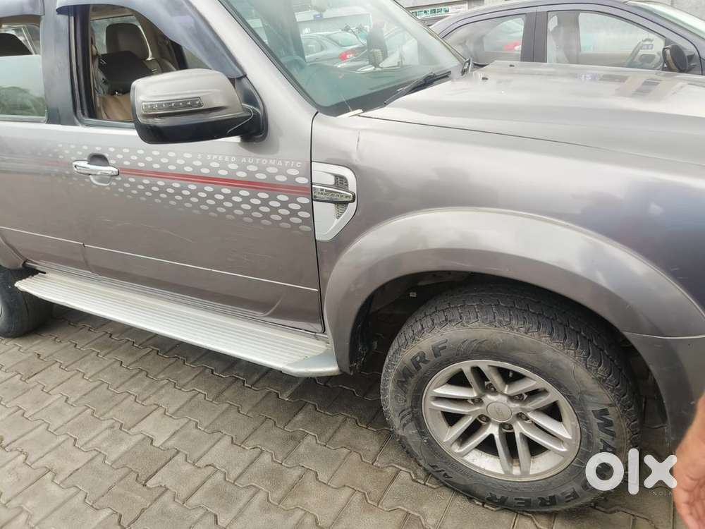 Ford Endeavour Diesel 2011
