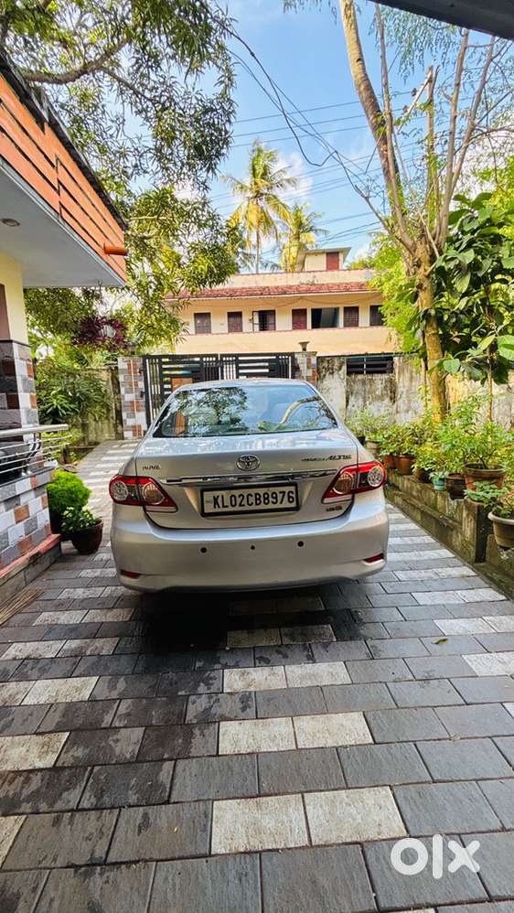 Toyota Corolla Altis 2012