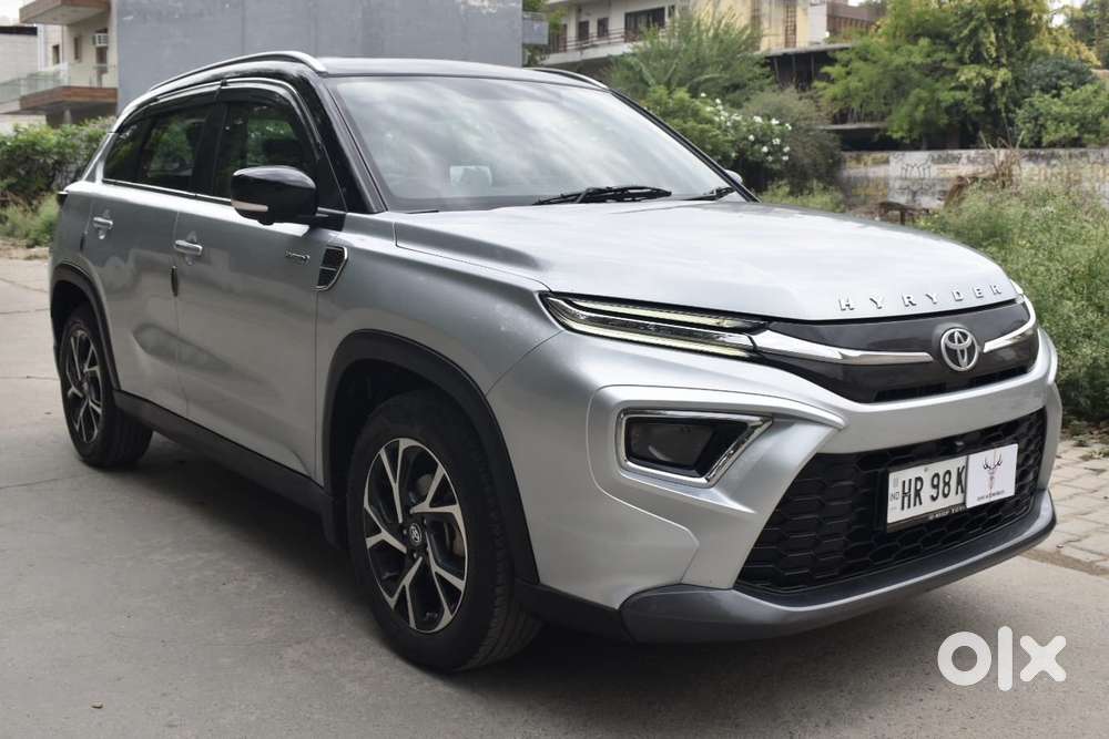 Toyota Urban Cruiser Hyryder 1.5 V Hybrid, 2023, Petrol