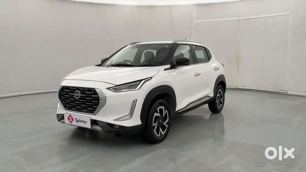 Nissan Magnite 1.0 Xv Premium, 2022, Petrol