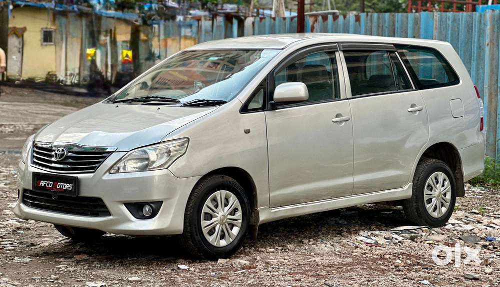 Toyota Innova 2.5 G (diesel) 8 Seater Bs Iv, 2013, Diesel