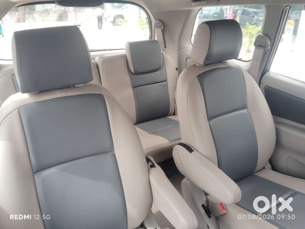 Toyota Innova 2.5 Zx Diesel 7 Seater Bsiii, 2014, Diesel