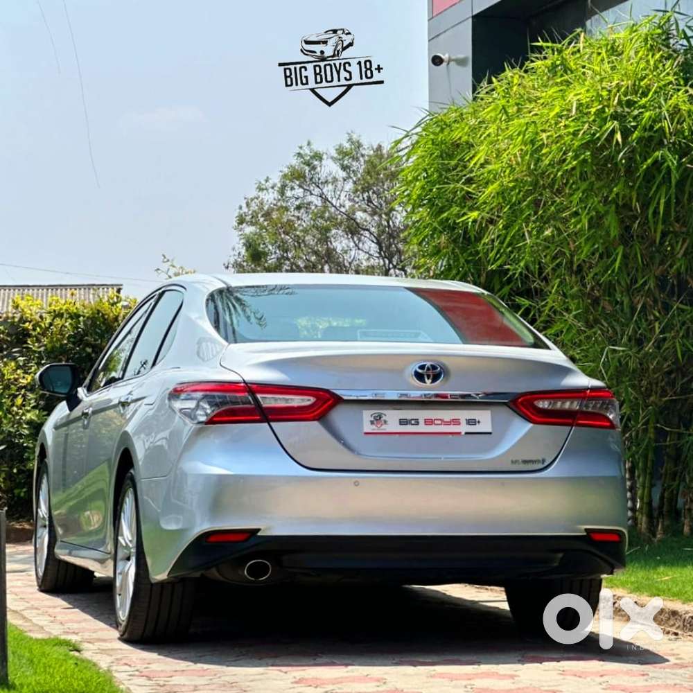 Toyota Camry Hybrid, 2020, Petrol