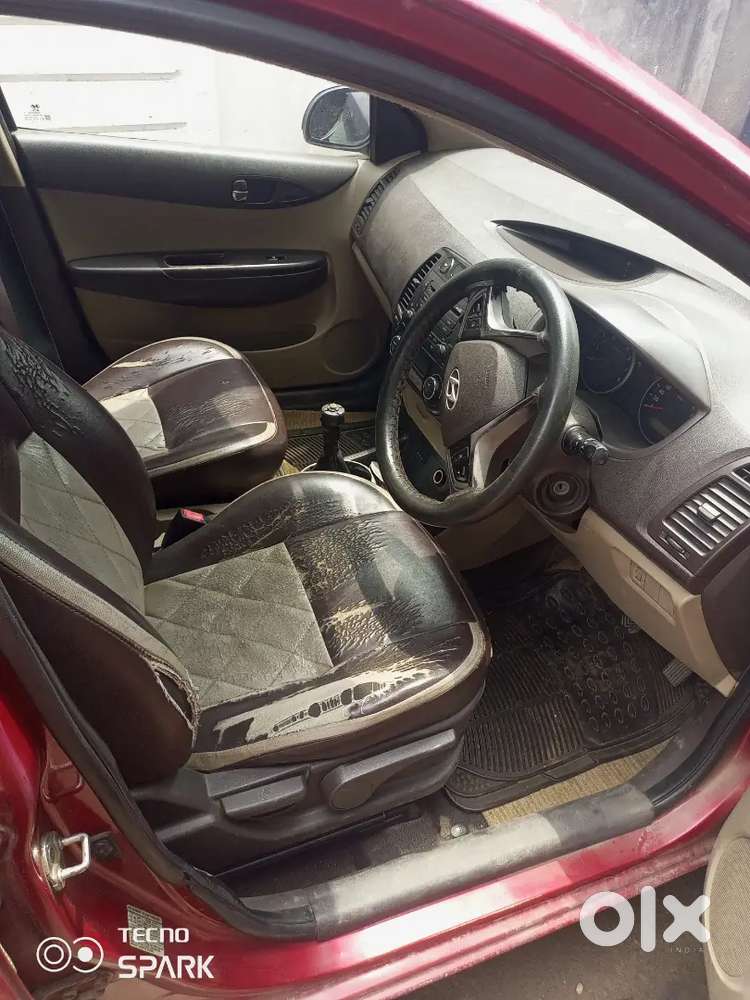 Hyundai I20 Petrol Manual 2015