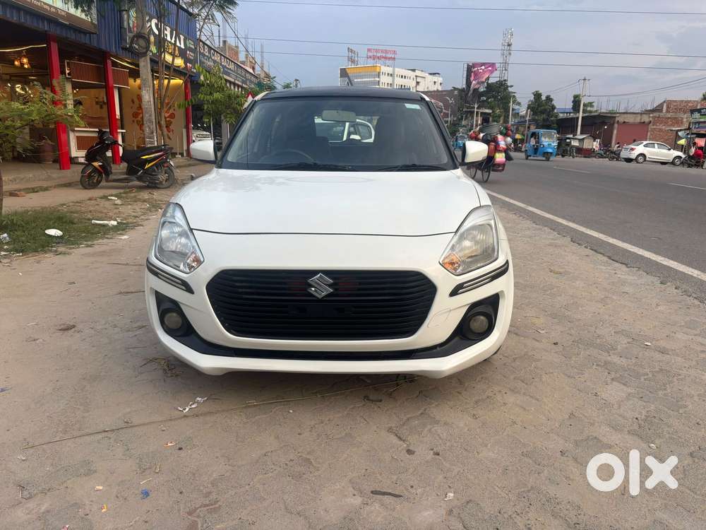Maruti Suzuki Swift Vxi + Manual, 2018, Petrol