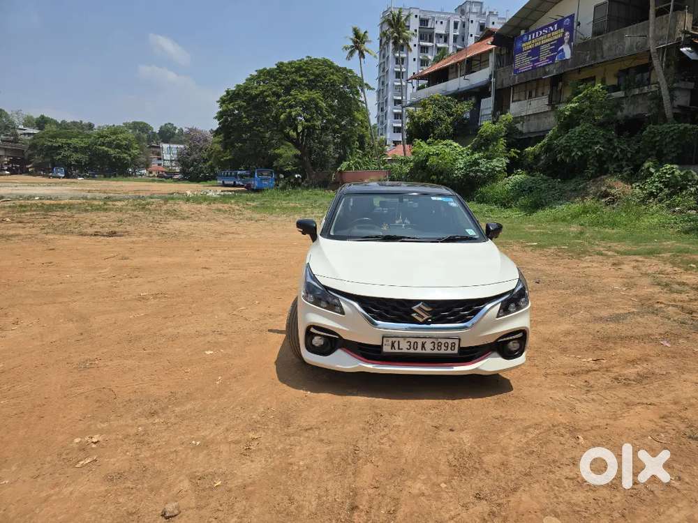 Baleno Dual Tone Colour Full Option, 6 Aribags Rs.860000/-