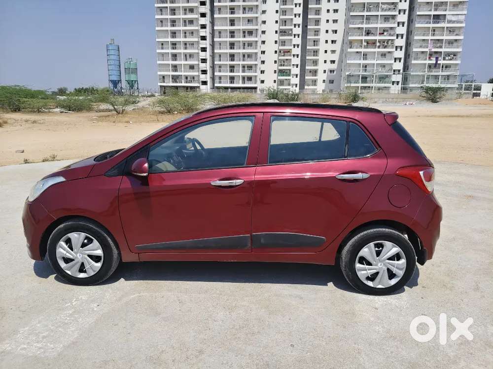 Hyundai Grand I10 2017 Diesel 102000 Km Driven