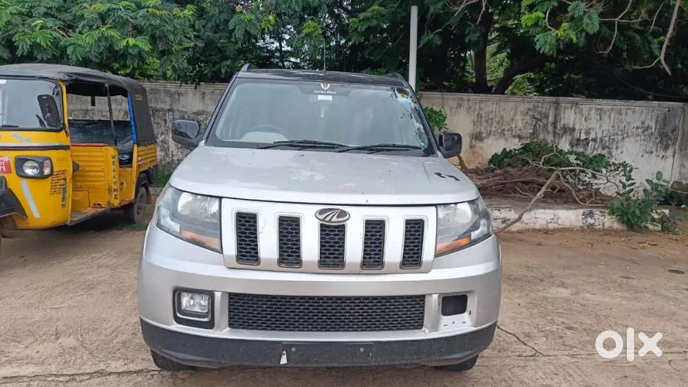 Mahindra Tuv 300 2018