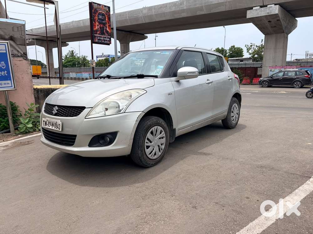 Maruti Suzuki Swift Vxi, 2011, Petrol