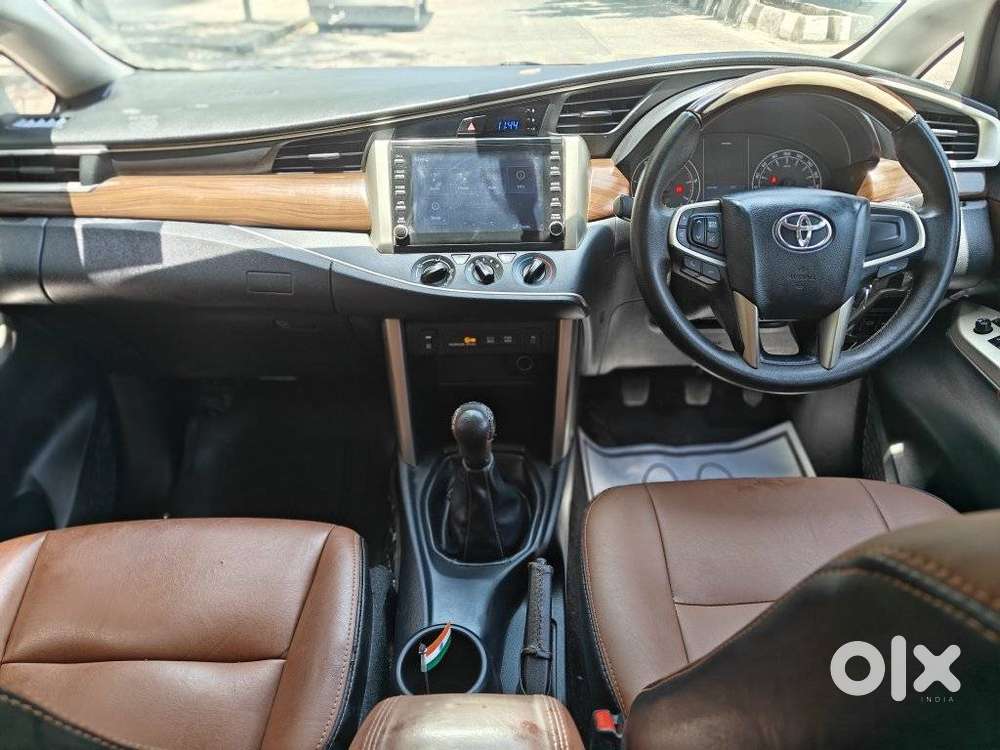 Toyota Innova Crysta 2.4 G Plus Mt 8 Str, 2021, Diesel