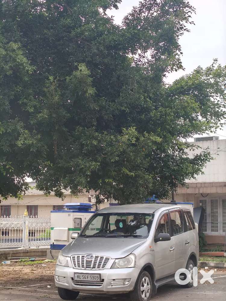 Mahindra Xylo 2012