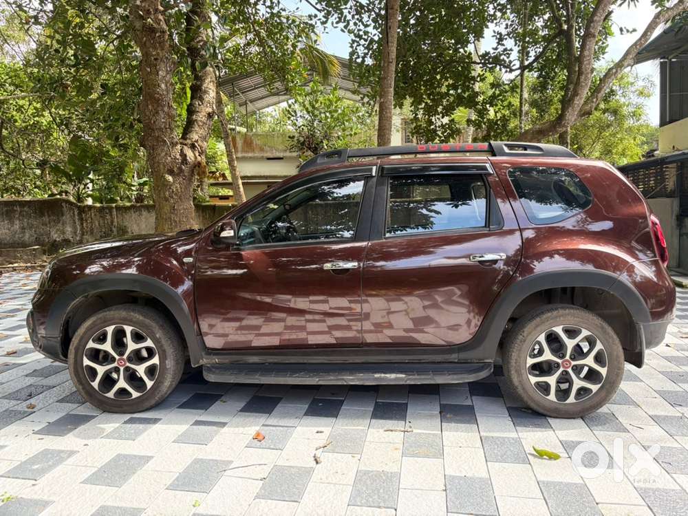 Renault Duster Rxs Petrol X-tronic 1.3 &mdash; First Owner