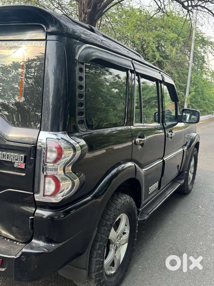 Mahindra Scorpio S6 Plus, 2016, Diesel