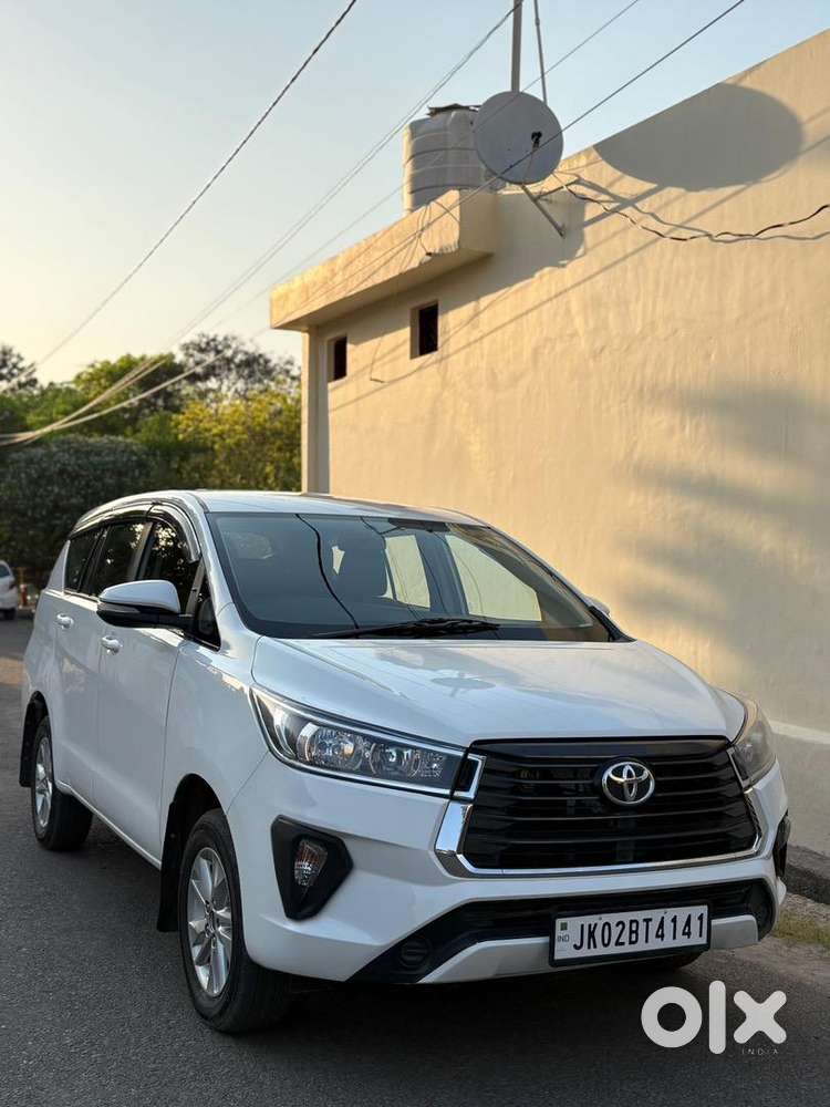 Toyota Innova Crysta 2017 Diesel Well Maintained
