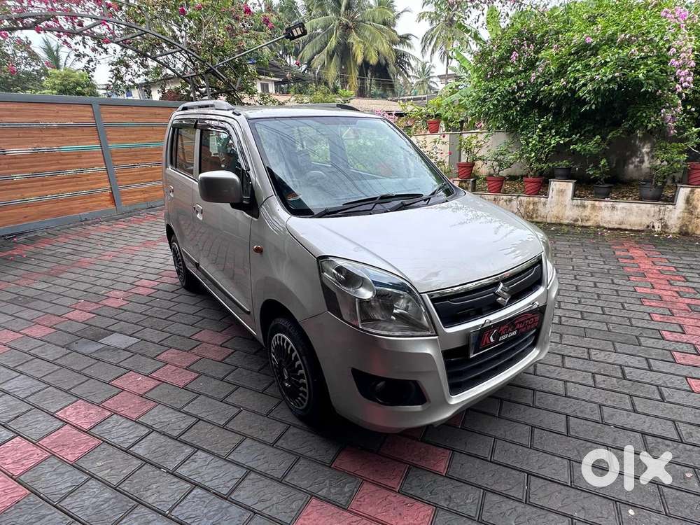Maruti Suzuki Wagon R Amt Vxi Plus, 2016, Petrol