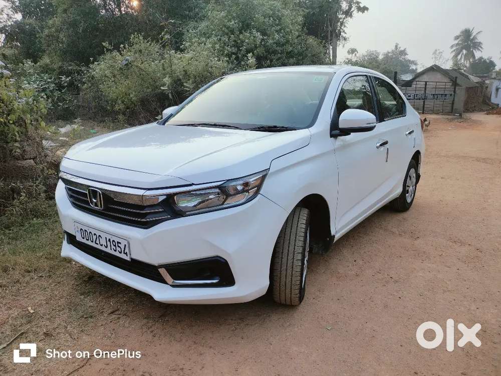 Honda Amaze 2023 Petrol Well Maintained