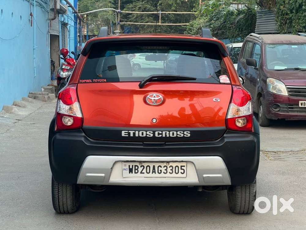Toyota Etios Cross, 2015, Petrol