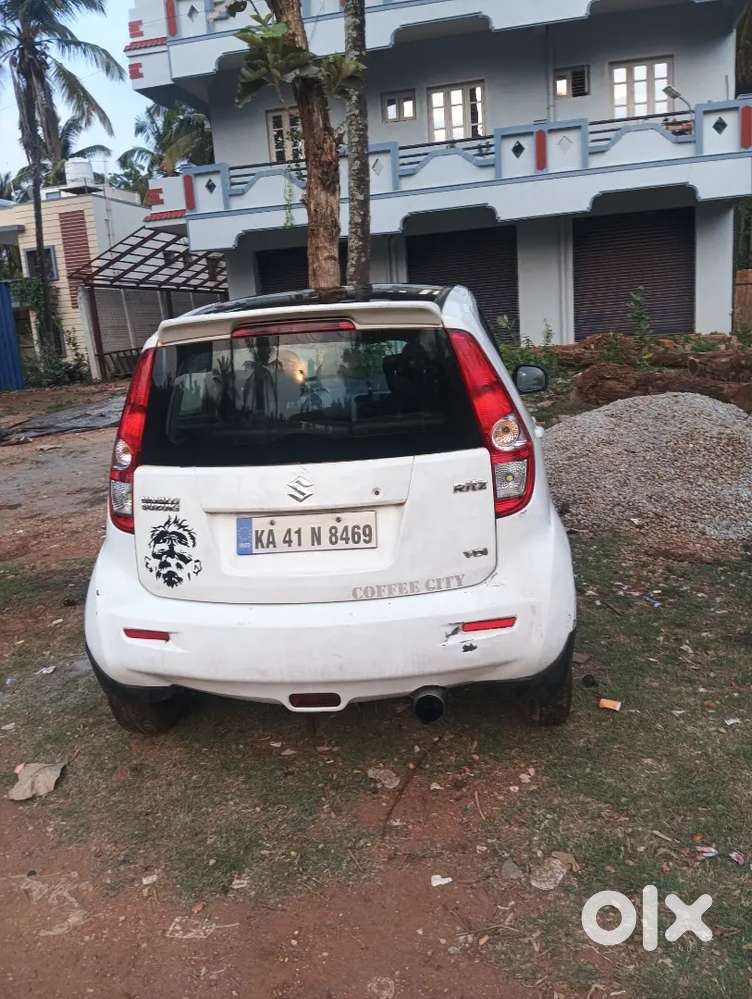 Maruti Suzuki Ritz 2011 Diesel 175000 Km Driven