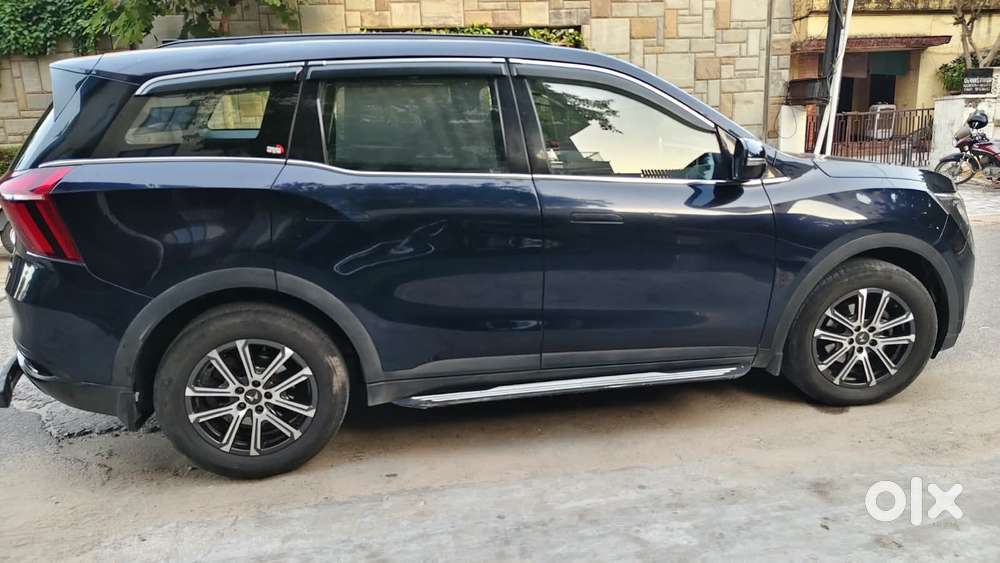 Mahindra Xuv700 2.2 Ax 7 Diesel Mt Luxury Pack Str, 2022, Diesel