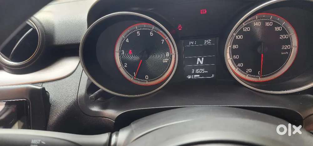 Maruti Suzuki Swift 2022 Petrol 30000 Km Driven