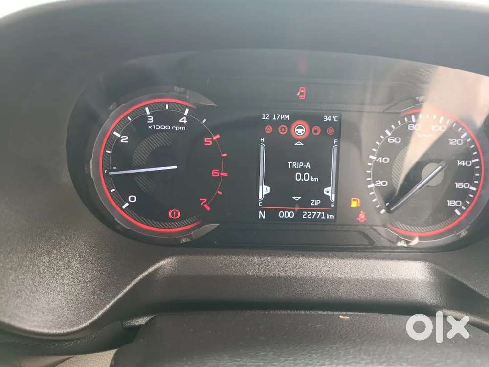 Mahindra Thar Roxx Diesel 2025