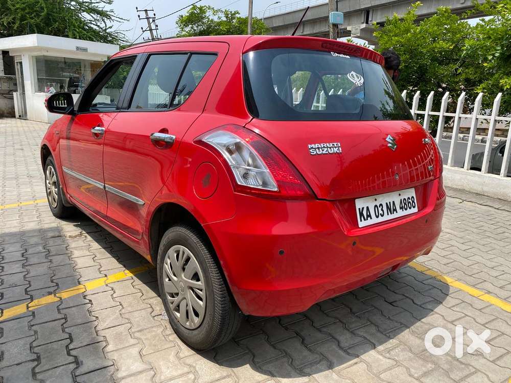 Maruti Suzuki Swift Vxi Optional, 2017, Petrol