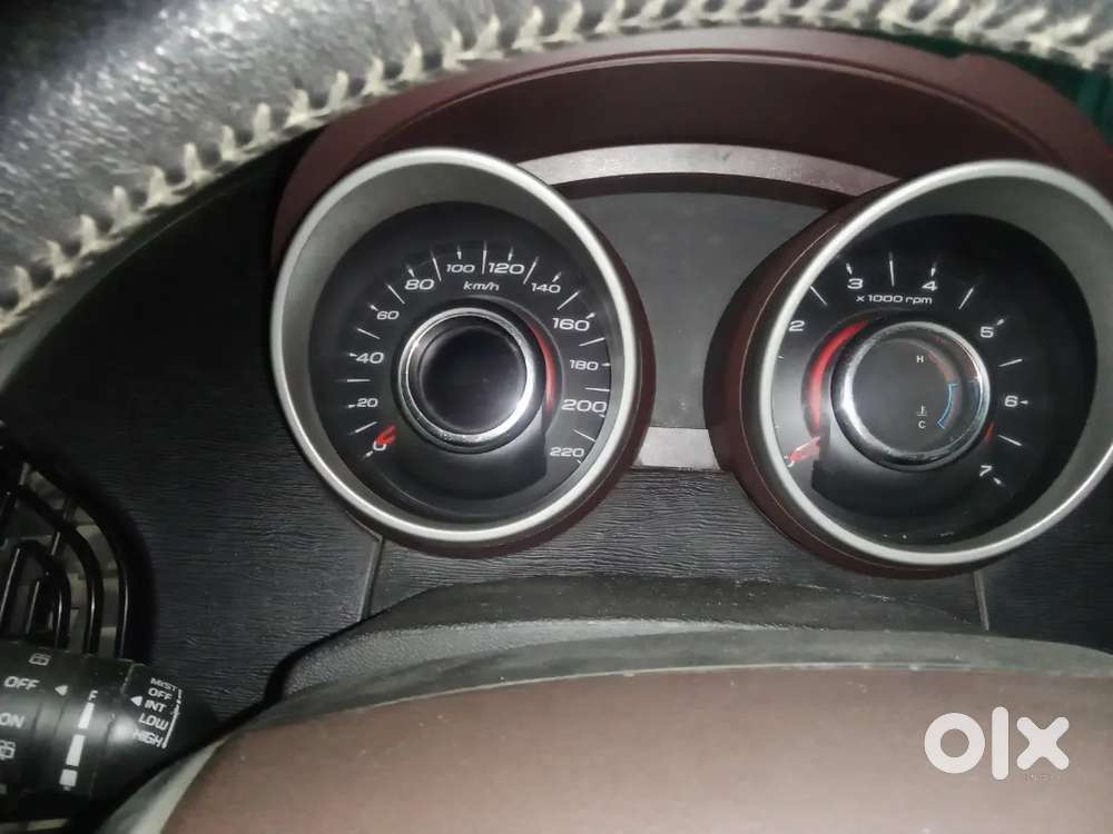 Mahindra Xuv500 Diesel 2012 Second Owner