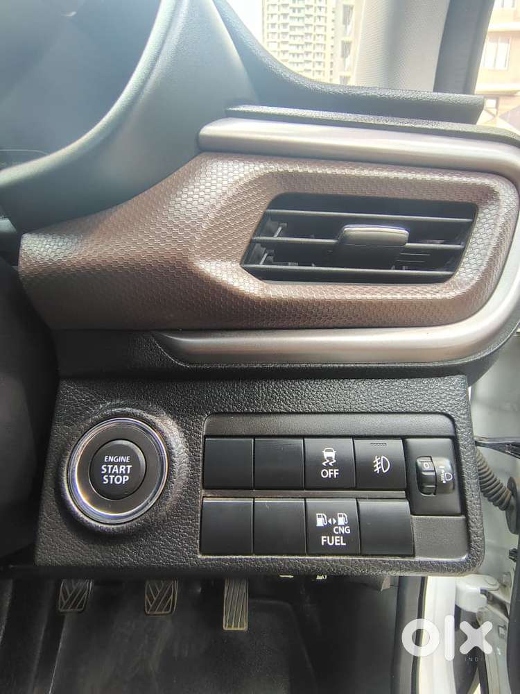 Maruti Suzuki Brezza 1.5 Vxi Cng, 2024, Cng & Hybrids