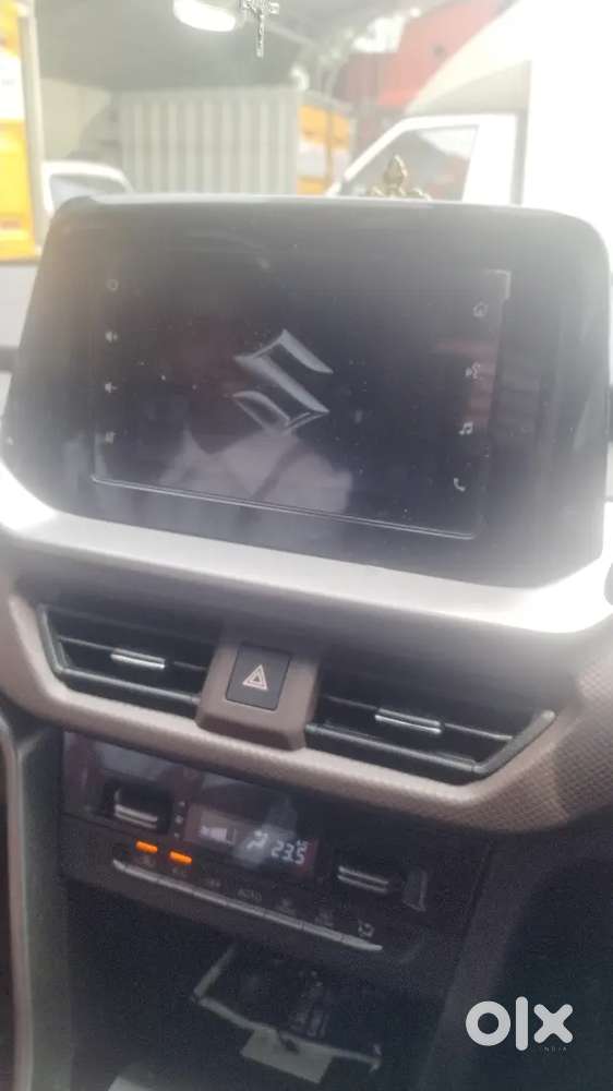 Maruti Suzuki Brezza 2023 Petrol 33000 Km Driven