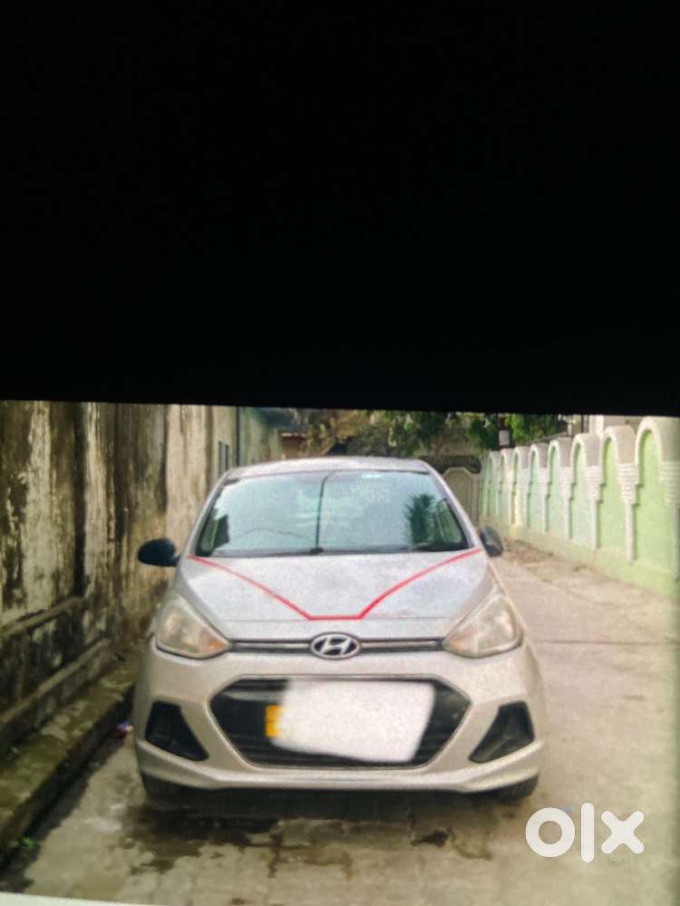 Hyundai Xcent 2017 Year Ola Uber Atteched