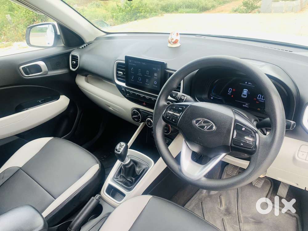Hyundai Venue 1.5 S (o) Crdi, 2022, Diesel