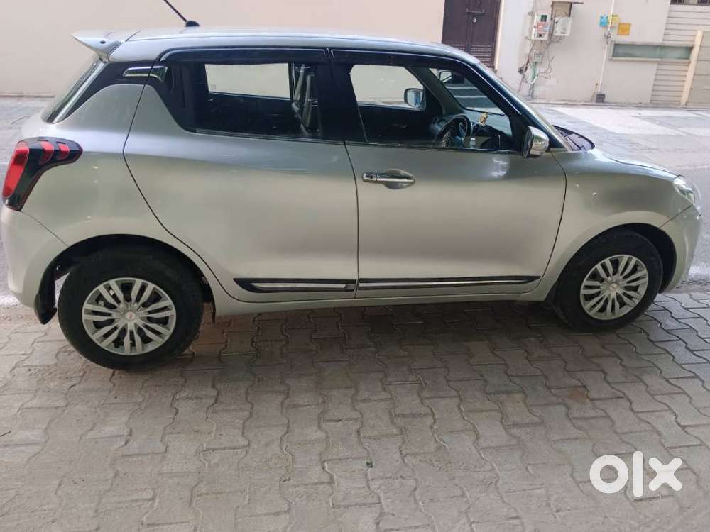 Maruti Suzuki Swift Vxi + Manual, 2021, Petrol
