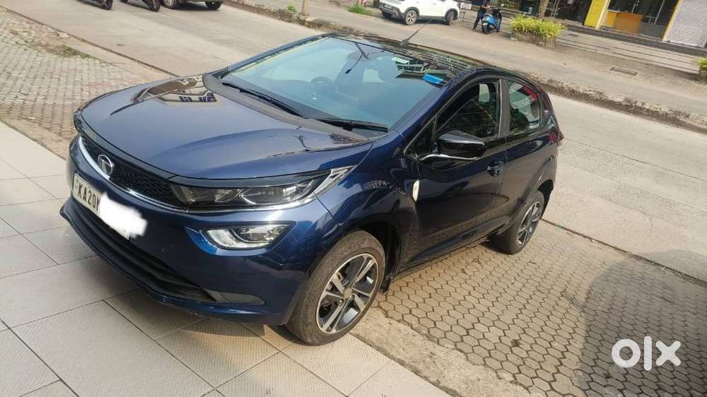 Tata Altroz 1.2 Xta Petrol Dct, 2022, Petrol